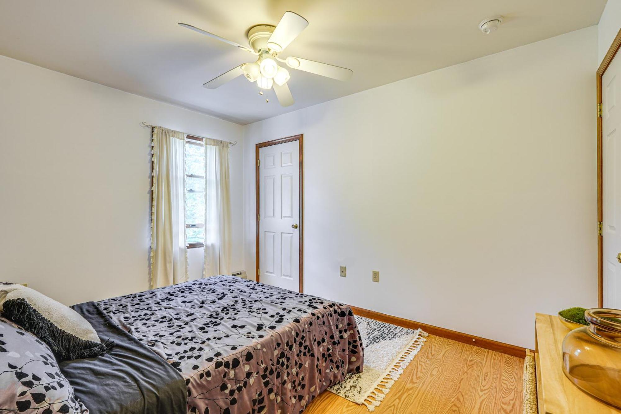 Kunkletown Family With Private Pool And Yard! *