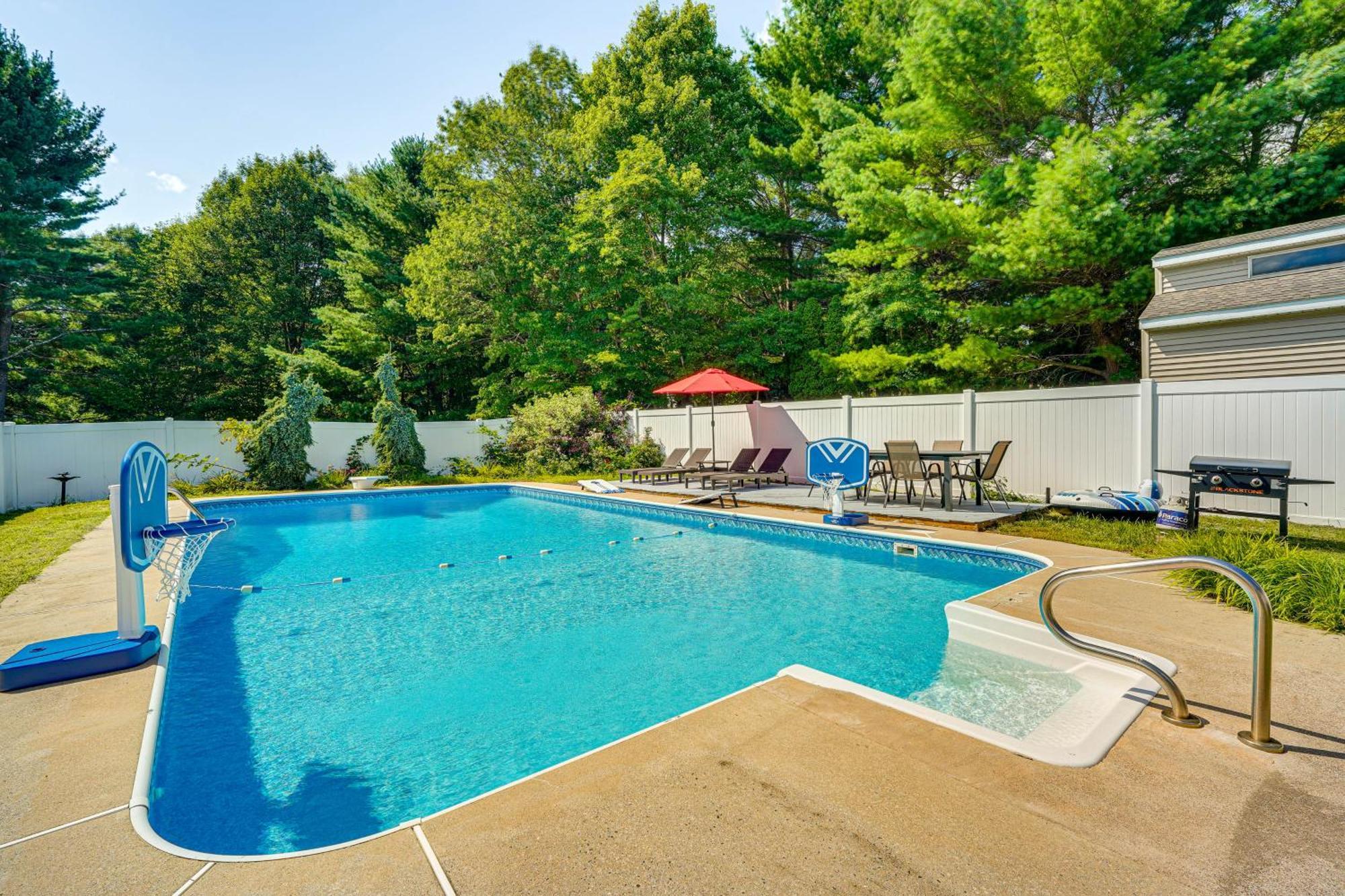 Kunkletown Family With Private Pool And Yard! Effort