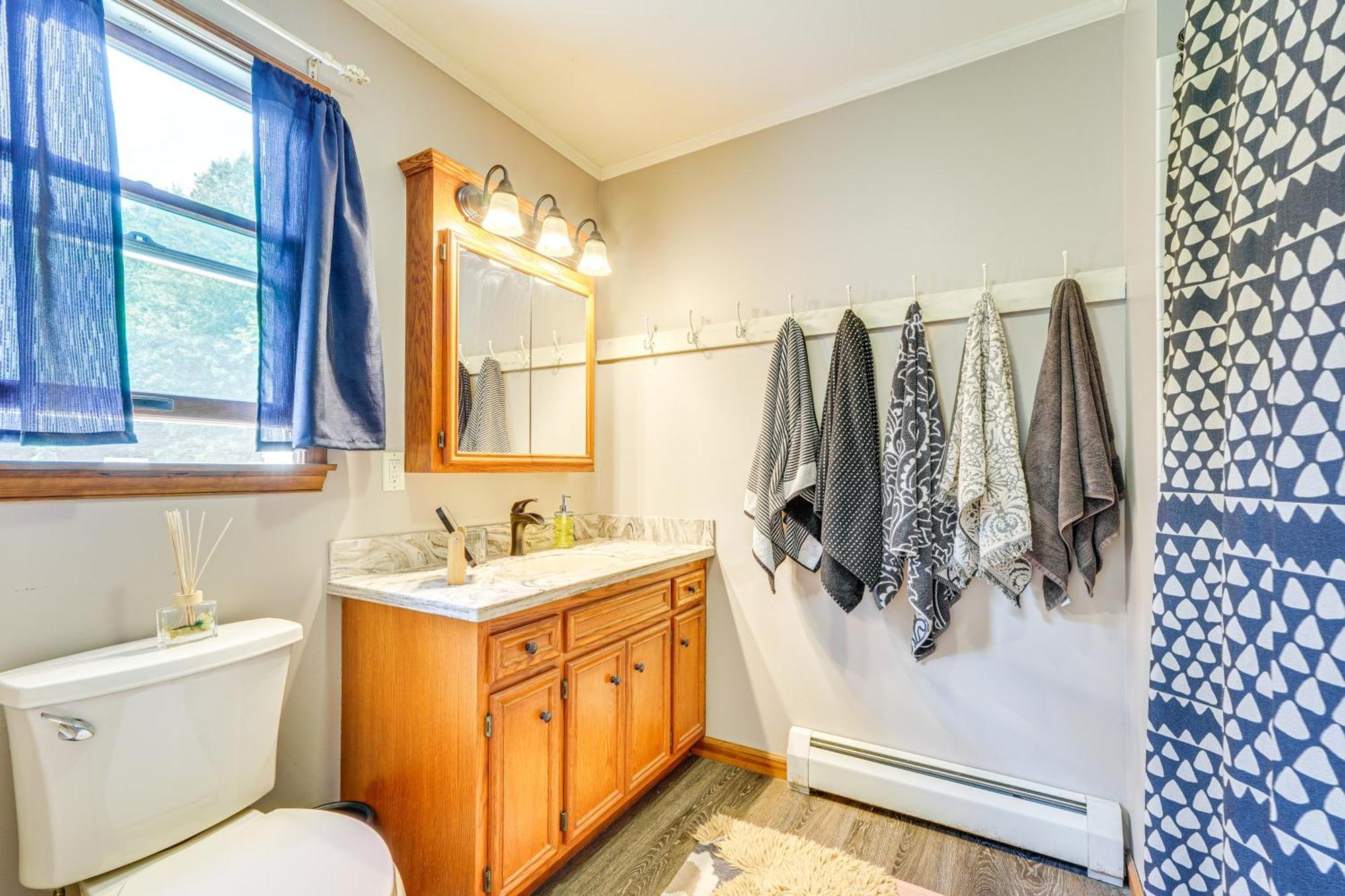 Kunkletown Family With Private Pool And Yard! *